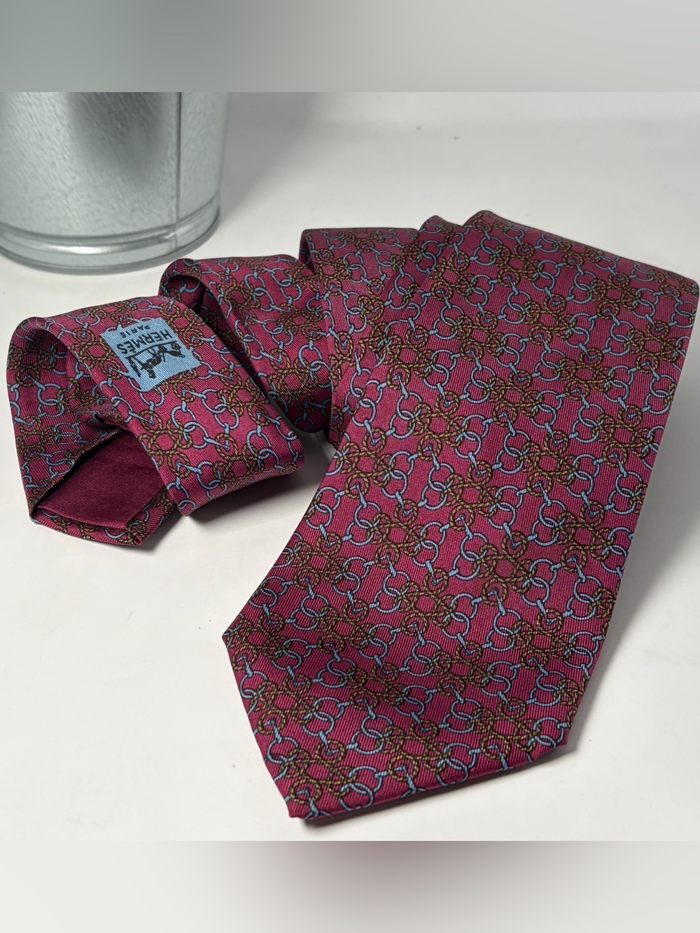 Hermes Men’s Silk Interlocking Horse Bit Pattern Tie Burgundy, Light Blue 760 UA - Picture 6 of 7
